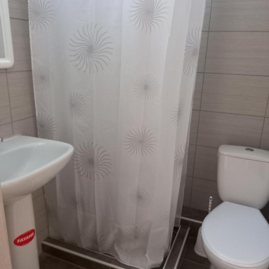 Μαρου Rooms Olympiakí Aktí 外观 照片