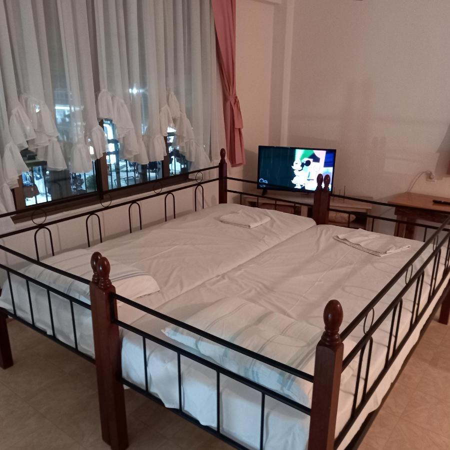 Μαρου Rooms Olympiakí Aktí 外观 照片