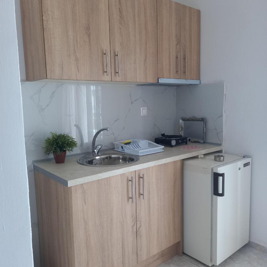 Μαρου Rooms Olympiakí Aktí 外观 照片